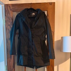 Women’s Medium The North face Rain jacket